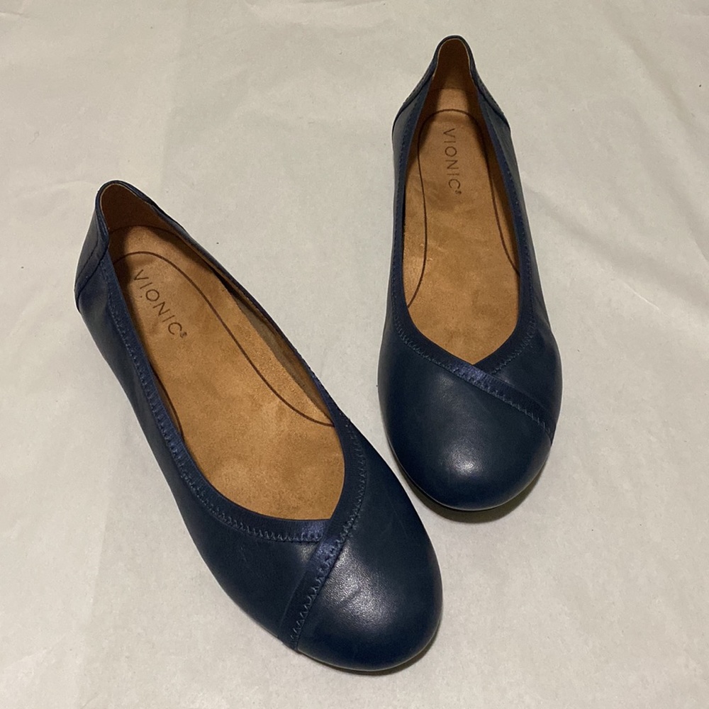 Vionic Navy Blue Leather Caroll Ballet Flat WIDE